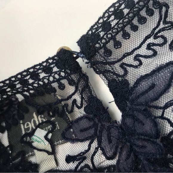 LABEL RITU KUMAR Mesh Floral Embroidered Top Size 2 - Picture 11 of 12